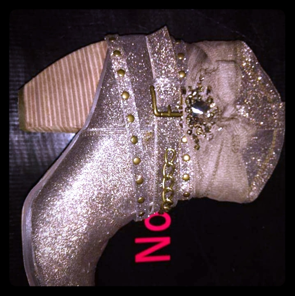 GORGEOUS Taupe/Brown glitter boots